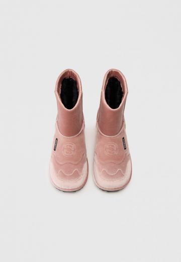 Зимние ботинки