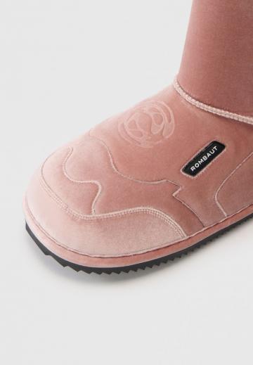 Зимние ботинки