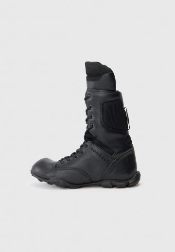 Зимние ботинки