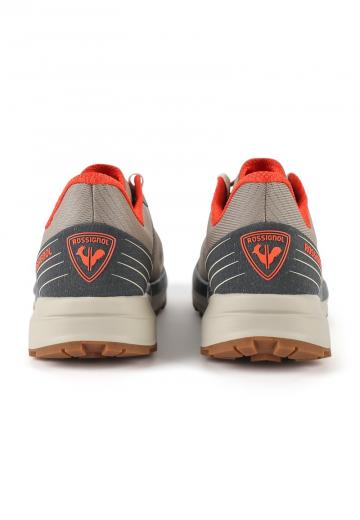 Беговые кроссовки