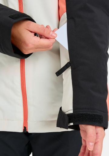 Спортивная куртка