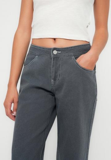 Прямые джинсы