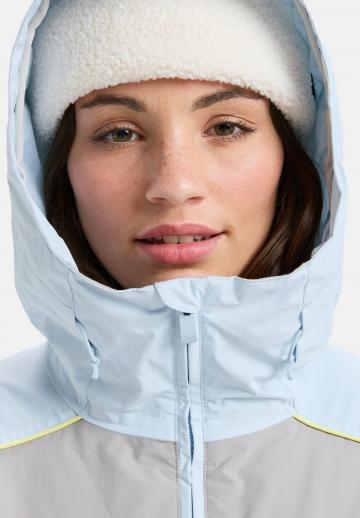 Спортивная куртка