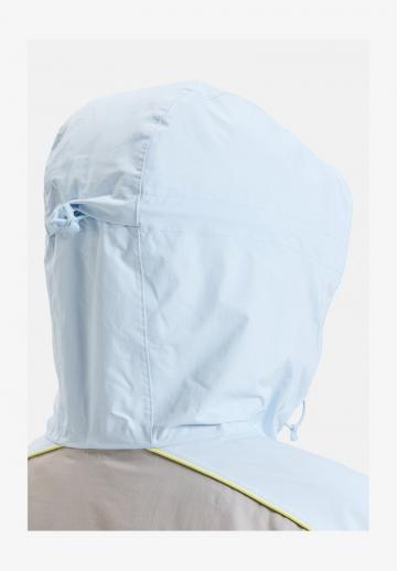 Спортивная куртка