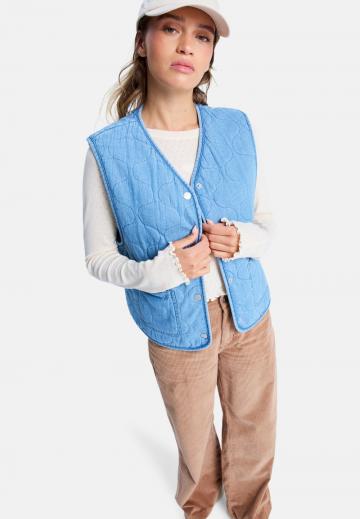 Джинсовая жилетка