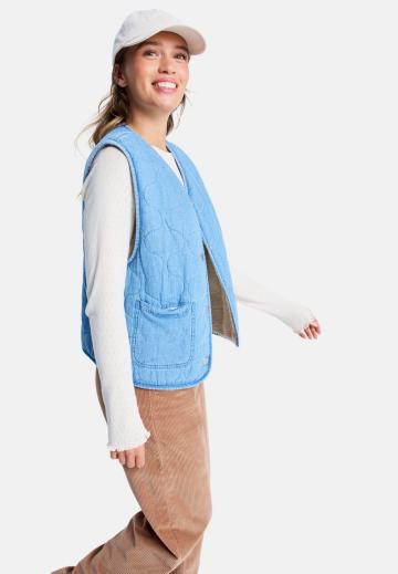 Джинсовая жилетка