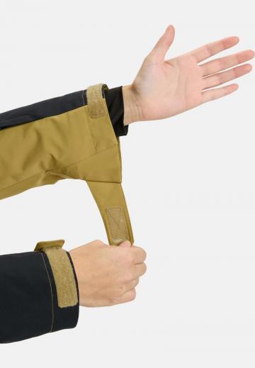 Спортивная куртка