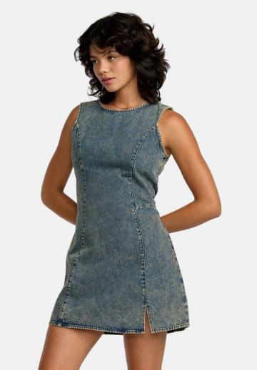 Джинсовое платье