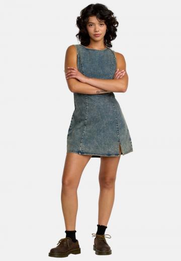 Джинсовое платье
