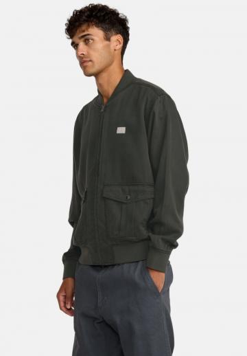 Куртка бомбер