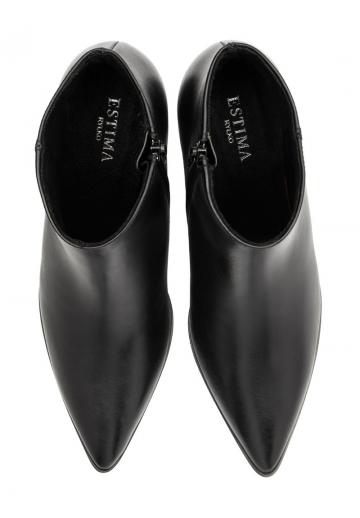 Полусапожки на высоком каблуке