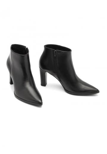 Полусапожки на высоком каблуке