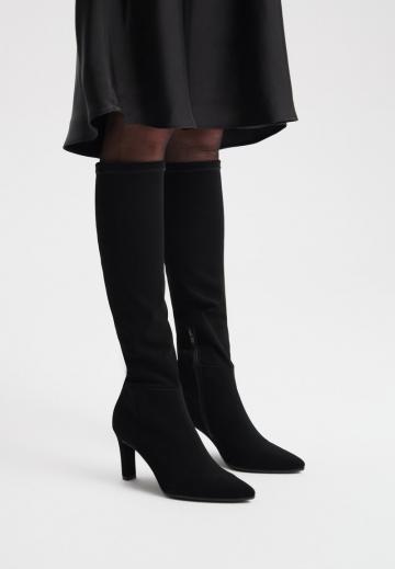 Высокие сапоги