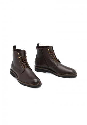 Ботинки на шнуровке