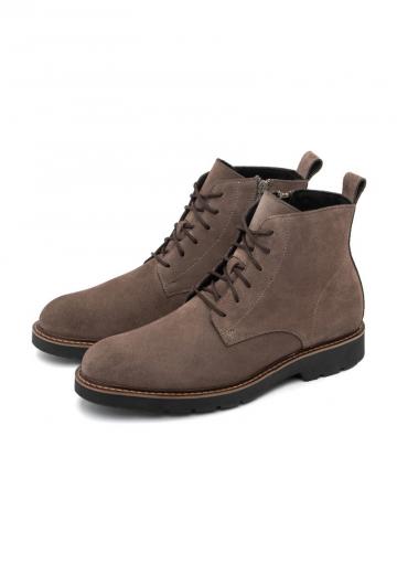 Ботинки на шнуровке