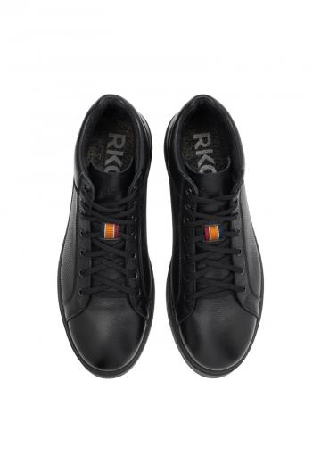 Ботинки на шнуровке