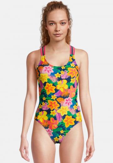 Слитный купальник