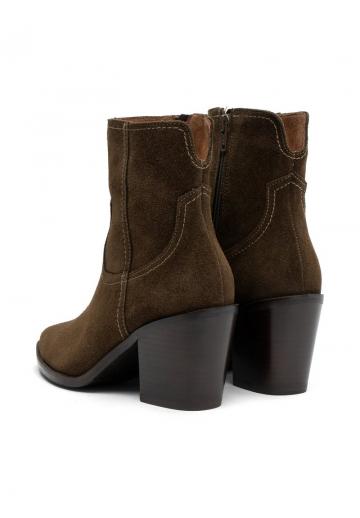 Ковбойские сапоги