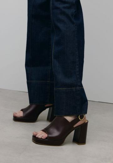 Босоножки на платформе