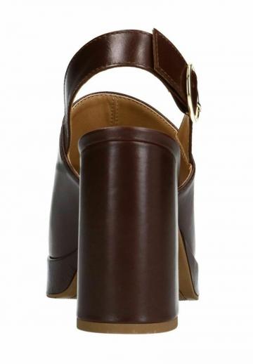 Босоножки на платформе