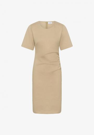 Платье футляр