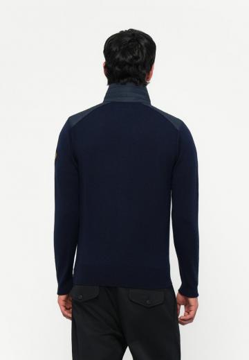 Вязаная кофта