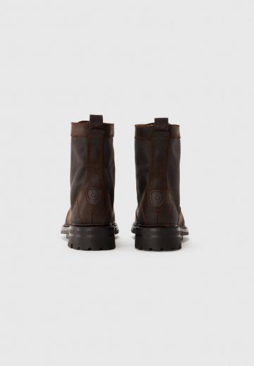 Ботинки на шнуровке