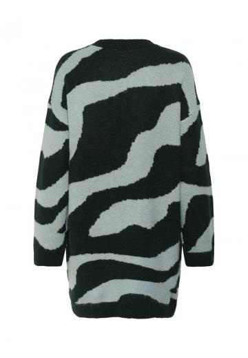 Вязаное платье