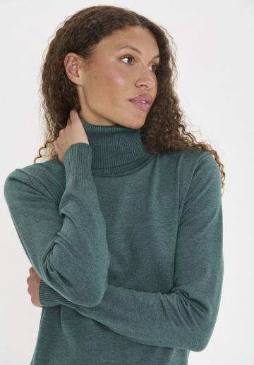 Вязаное платье