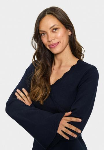 Вязаное платье