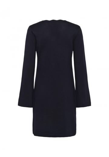 Вязаное платье