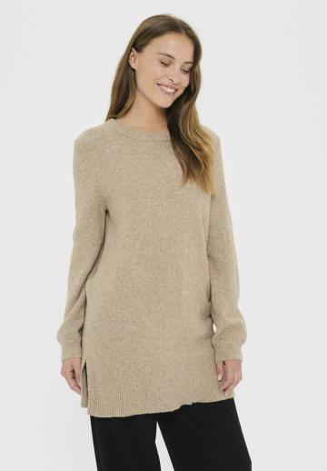 Длинный пуловер