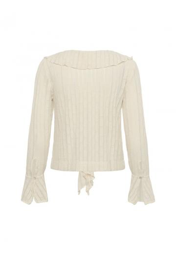 Пуловер с вырезом V