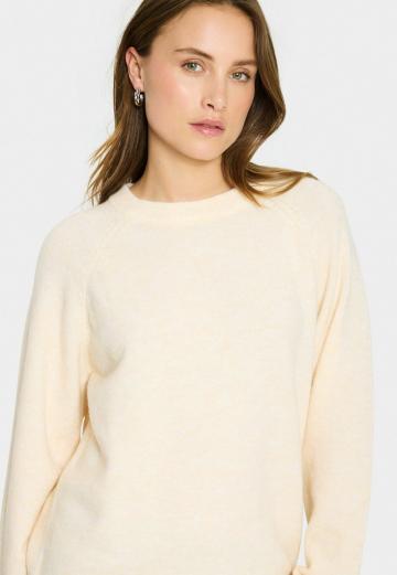 Пуловер в полоску