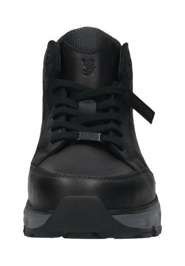 Зимние ботинки