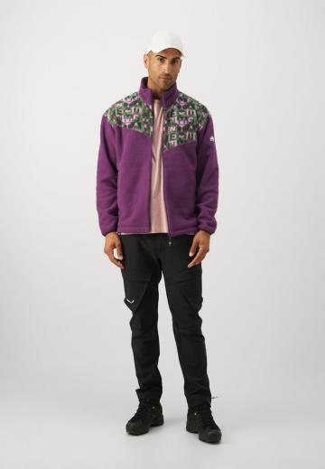 Флисовая куртка