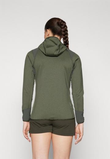 Спортивная куртка