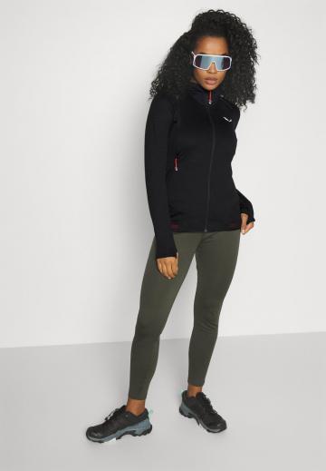 Спортивная толстовка