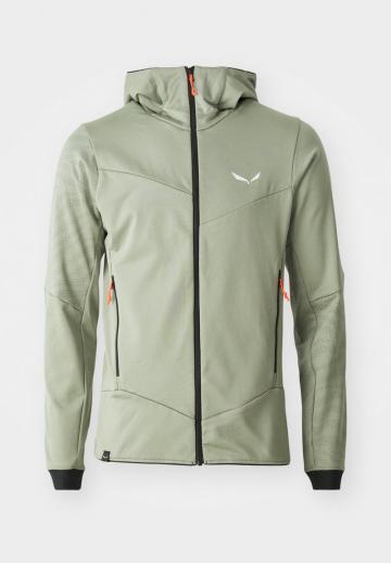 Спортивная куртка