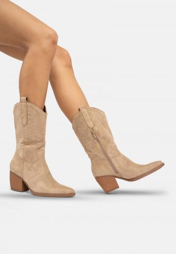 Ковбойские сапоги