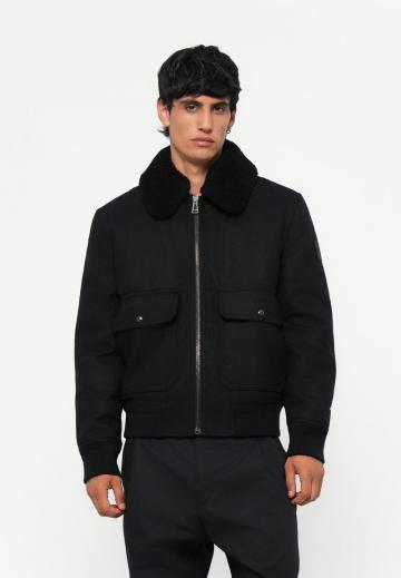 Зимняя куртка