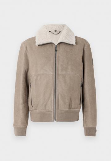 Кожаная куртка