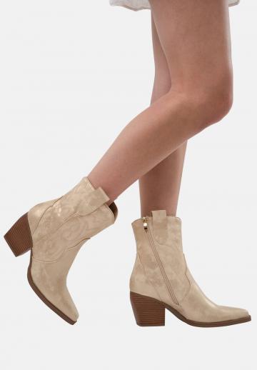 Ковбойские сапоги