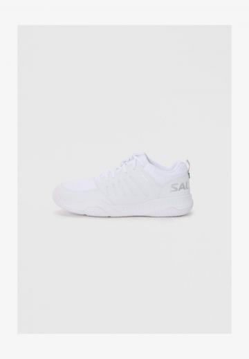 Кроссовки для зала