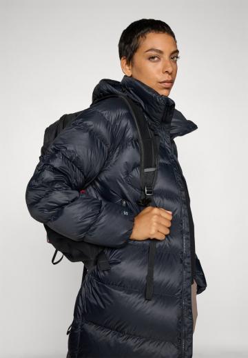 Пуховое пальто