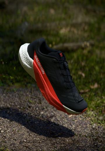 Беговые кроссовки