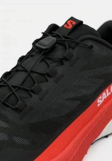 Беговые кроссовки