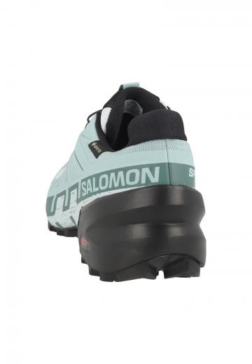 Беговые кроссовки