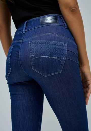 Узкие джинсы