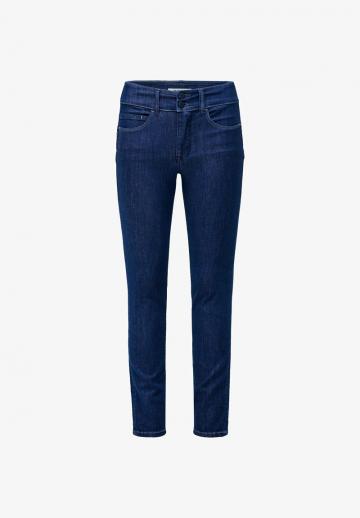 Узкие джинсы